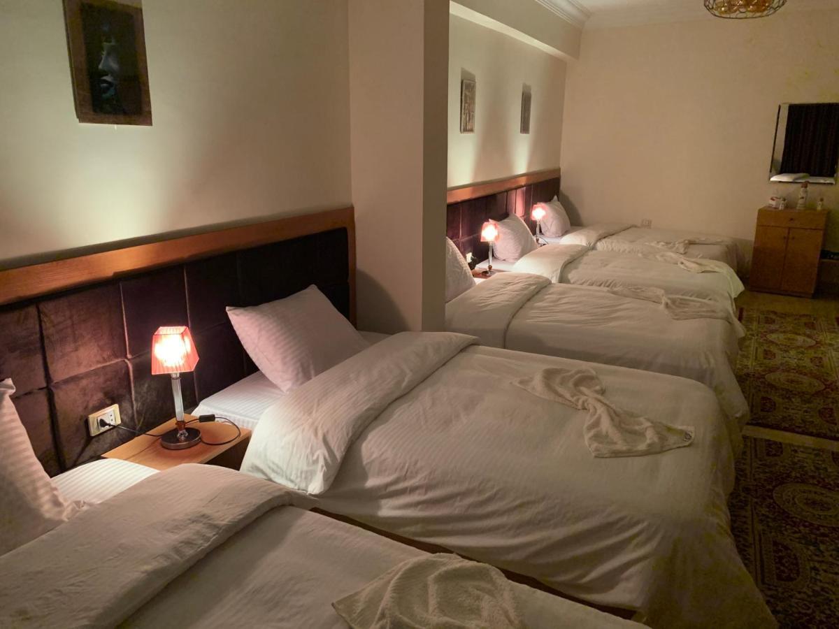 Kafret el-Gabal Draz Pyramids View Bed & Breakfast المظهر الخارجي الصورة