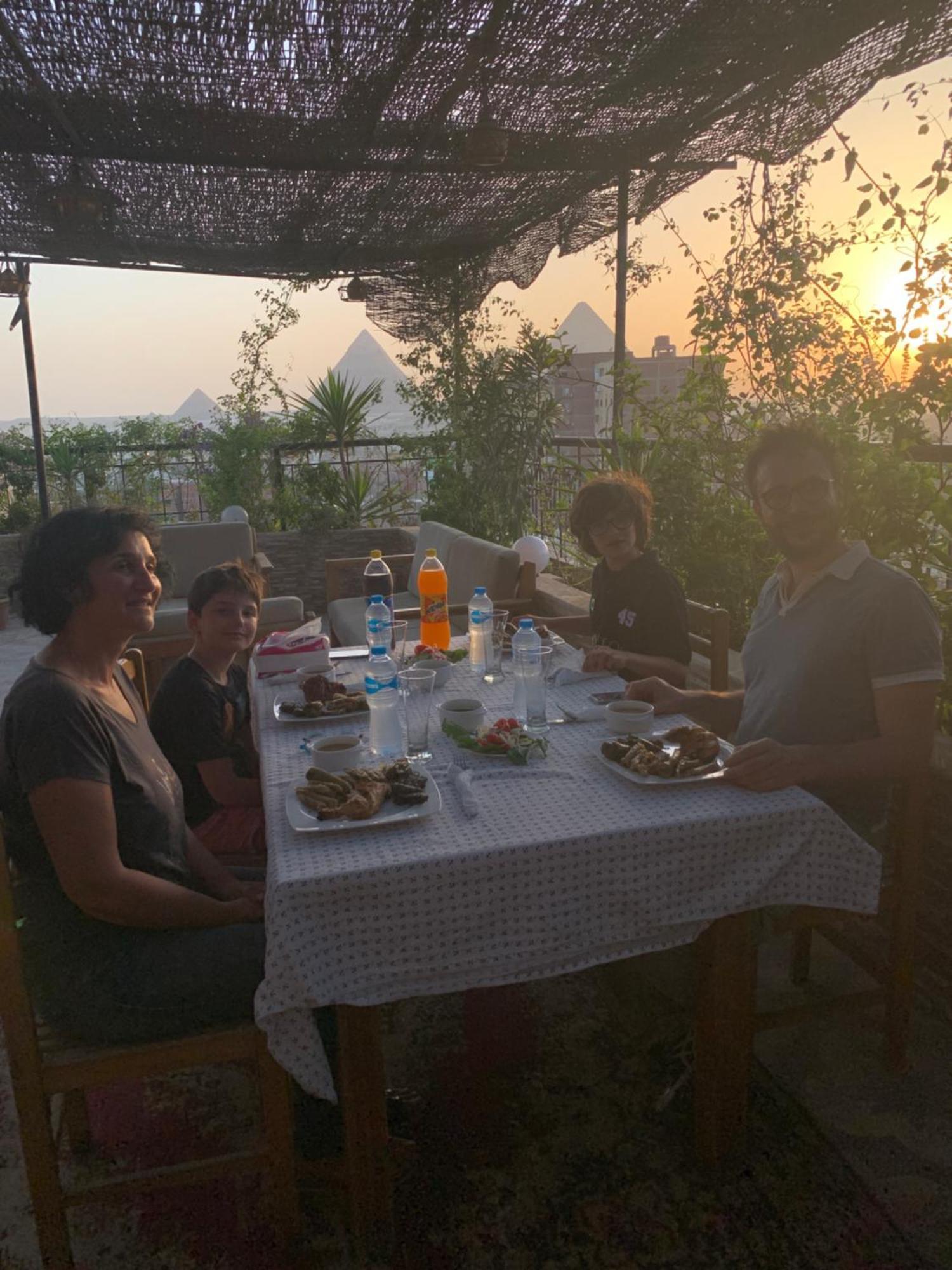 Kafret el-Gabal Draz Pyramids View Bed & Breakfast المظهر الخارجي الصورة